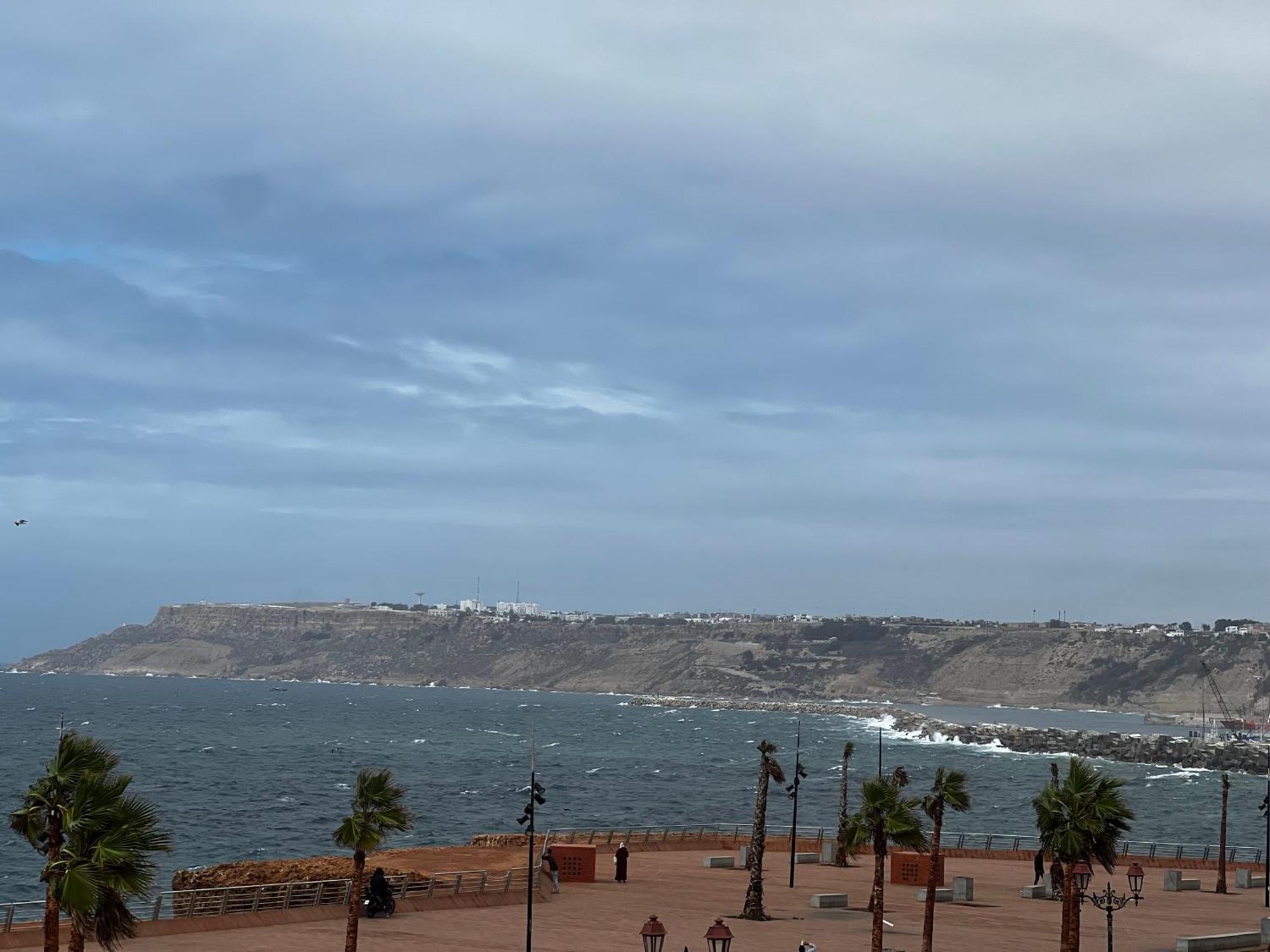 Vu Sur Corniche Apartment *