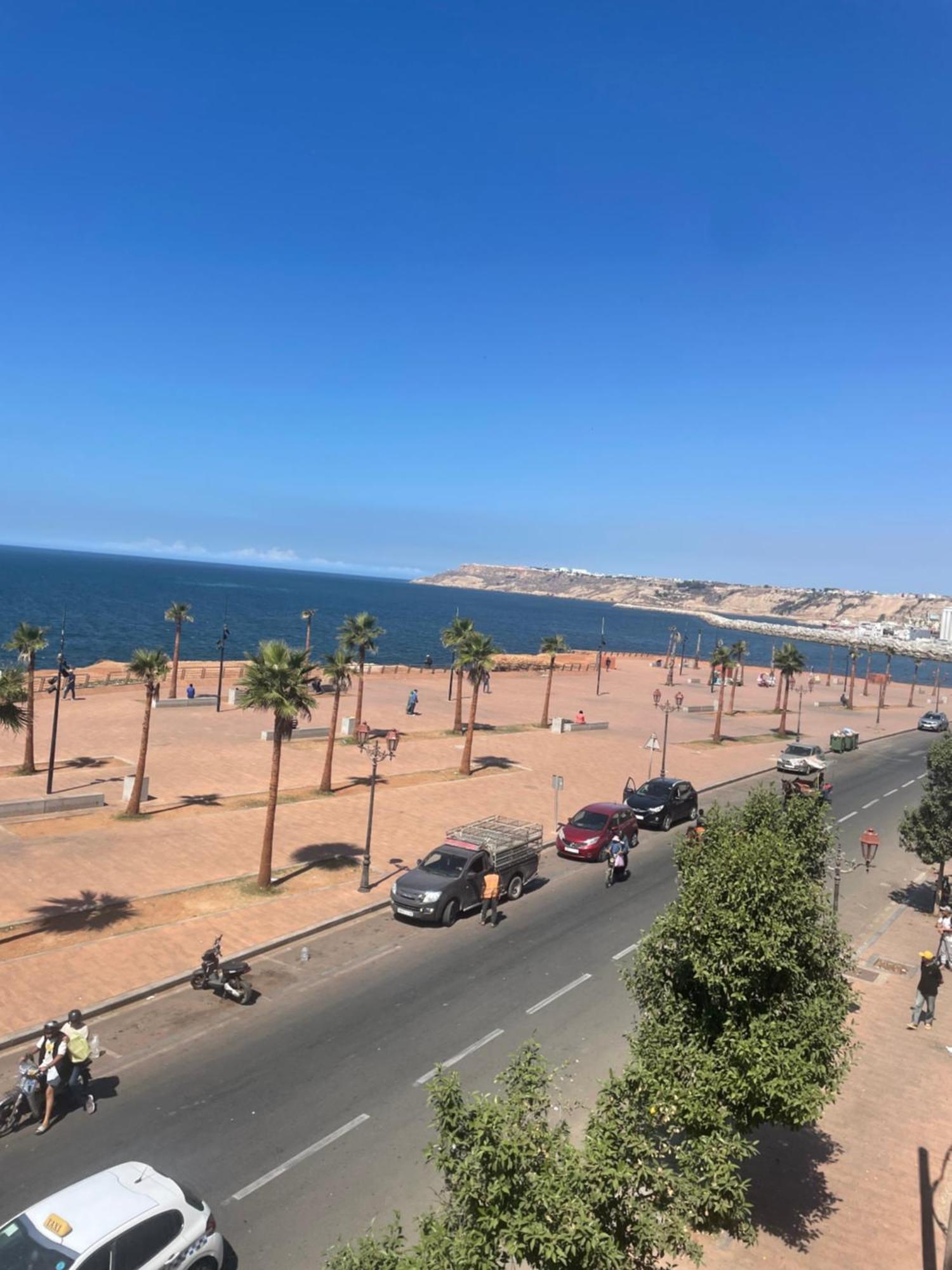 Vu Sur Corniche Apartment Safi